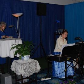 Valentinsfeier 2015 Keyboard Spielerin